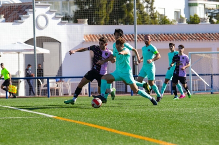 El partido fue muy intenso (JORGE LOZANO) El partido fue muy intenso (JORGE LOZANO)