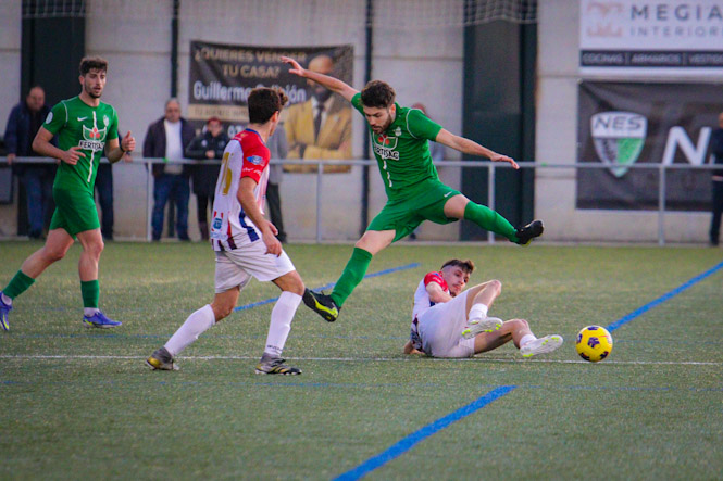 El derbi estuvo lleno de intensidad (JORGE LOZANO) 