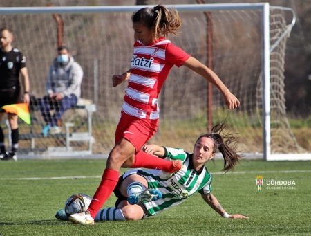Pamela González, en un lance del partido ante el Córdoba (CÓRDOBA CF)