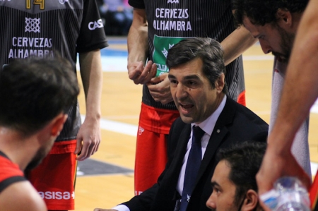 Tiempo muerto de Pablo Pin en el partido ante Palma (BAHÍA SAN AGUSTÍN) Tiempo muerto de Pablo Pin en el partido ante Palma (BAHÍA SAN AGUSTÍN)