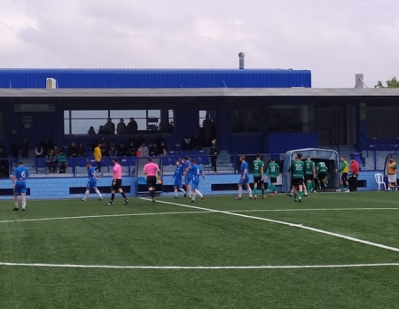 El CD Huétor Vega empató ante el Alhaurín de la Torre CF (ALHAURIN DE LA TORRE CF) El CD Huétor Vega empató ante el Alhaurín de la Torre CF (ALHAURIN DE LA TORRE CF)