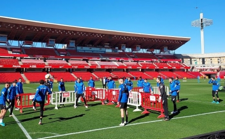 El Granada afronta ante el Villarreal la primera de sus ocho finales que le quedan en casa (FRAN CALVO)