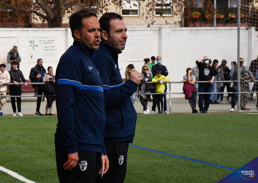 Juanjo Rodríguez y Piti en un partido de las selecciones granadinas (JOSÉ M. BALDOMERO)
