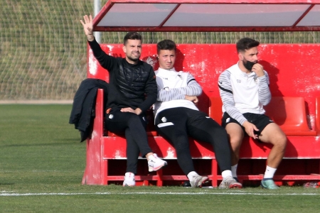Roger Lamesa, entrenador del Granada Femenino (JOSÉ VELASCO / GRJ) Roger Lamesa, entrenador del Granada Femenino (JOSÉ VELASCO / GRJ)