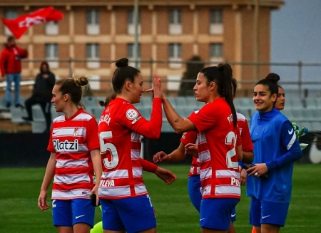 Las jugadoras del Granada Femenino celebran la victoria sobre el Pozoalbense (GCF) Las jugadoras del Granada Femenino celebran la victoria sobre el Pozoalbense (GCF)