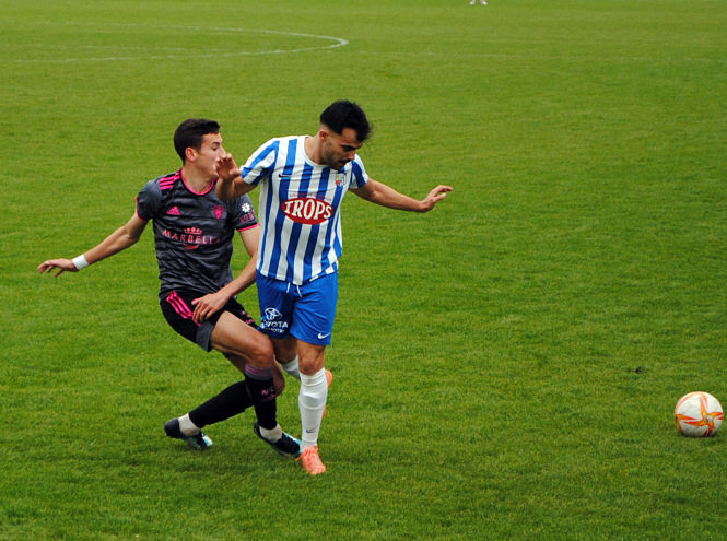Imagen del partido que enfrentó al Motril ante el Marbella (SEMANARIO MUCHO DEPORTE)