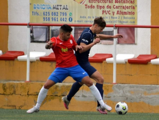 Partido disputado en liga entre Cúllar Vega y Churriana (J. PALMA) 