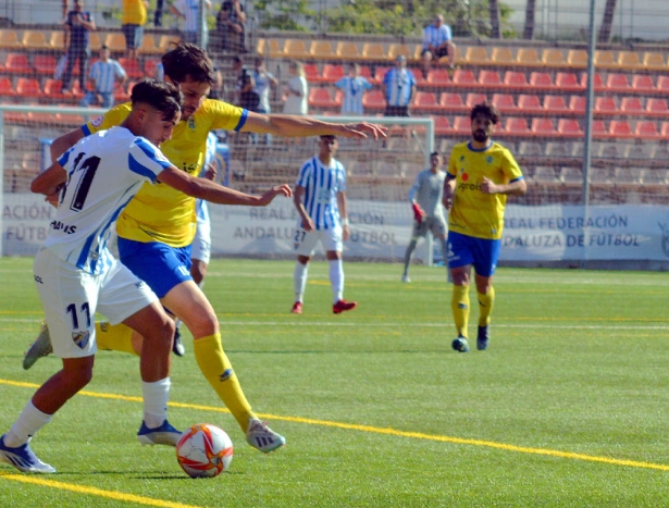 El CD Agroisa Huétor Tájar sigue en la pelea por el ascenso (RFAF) El CD Agroisa Huétor Tájar sigue en la pelea por el ascenso (RFAF)