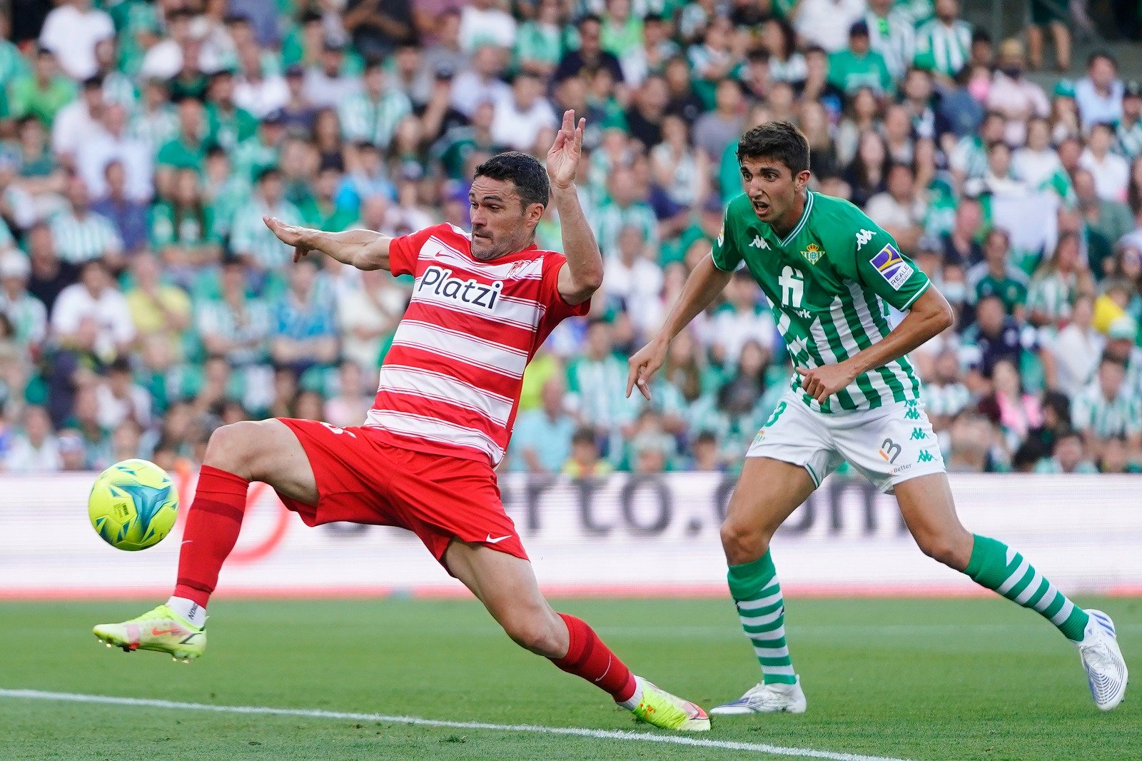 El Granada perdió en su visita al Villamarín y se jugará la permanencia en la última jornada (GCF)