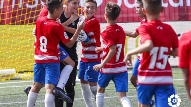 Buen papel del alevín del Granada en la Liga Promises (LALIGA/GRANADA CF) Buen papel del alevín del Granada en la Liga Promises (LALIGA/GRANADA CF)