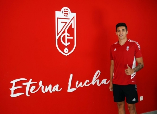 Miki Bosc en nuevo ficaje del Recreativo de Granada (GRANADA CF) Miki Bosc en nuevo ficaje del Recreativo de Granada (GRANADA CF)