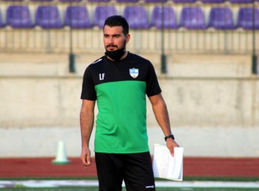 El entrenador del CF Alhendín, Leo Fernández 