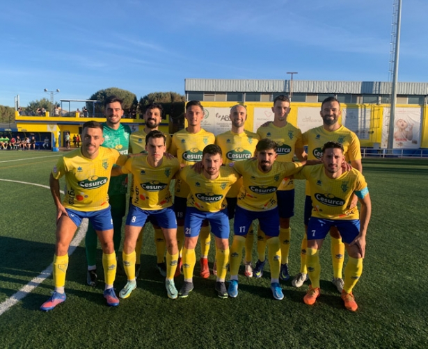 Once inicial del CD Huétor Tájar ante el Atlético Porcuna (CD HUÉTOR TÁJAR) Once inicial del CD Huétor Tájar ante el Atlético Porcuna (CD HUÉTOR TÁJAR)