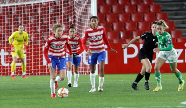 Imagen del Granada - Betis de Copa la temporada pasada en el `Nuevo Los Cármenes` (JOSÉ VELASCO / GRJ) Imagen del Granada - Betis de Copa la temporada pasada en el `Nuevo Los Cármenes` (JOSÉ VELASCO / GRJ)