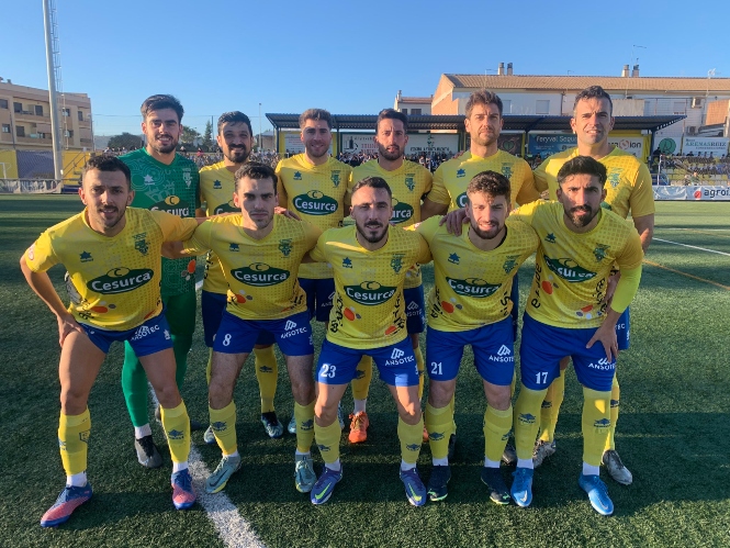 Once inicial del CD Huétor Tájar ante el Almería B (CD HUÉTOR TÁJAR) 
