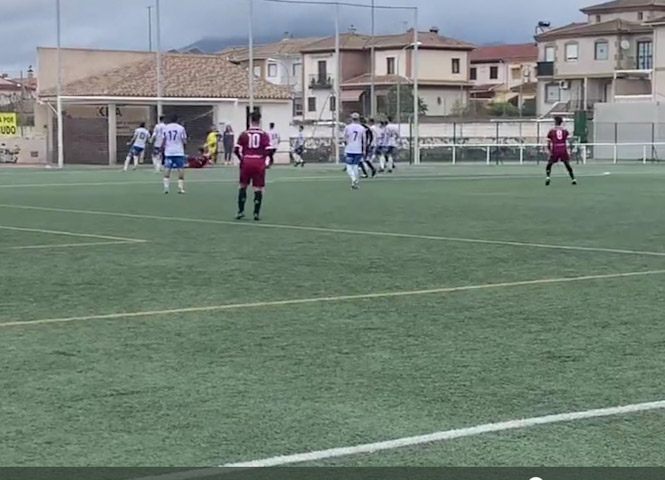 El Huracán de Melilla sorprendió al CF Motril (TWITTER TERCERA DIVISIÓN GRUPO IX) 