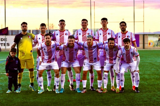 Once inicial del Arenas ante el Atlético Porcuna (JOSÉ ANDRÉS FERNÁNDEZ / ARENAS DE ARMILLA)