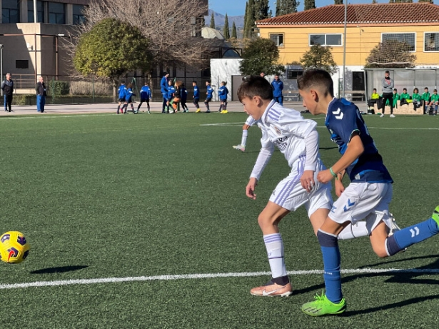 El Real Madrid ha vencido el torneo de Pinos Puente (TORNEO BENJAMÍN PINOS PUENTE) El Real Madrid ha vencido el torneo de Pinos Puente (TORNEO BENJAMÍN PINOS PUENTE)