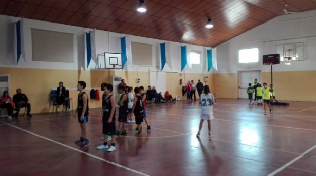 Edición torneo solidario de baloncesto anterior (AYTO. VEGAS DEL GENIL) Edición torneo solidario de baloncesto anterior (AYTO. VEGAS DEL GENIL)