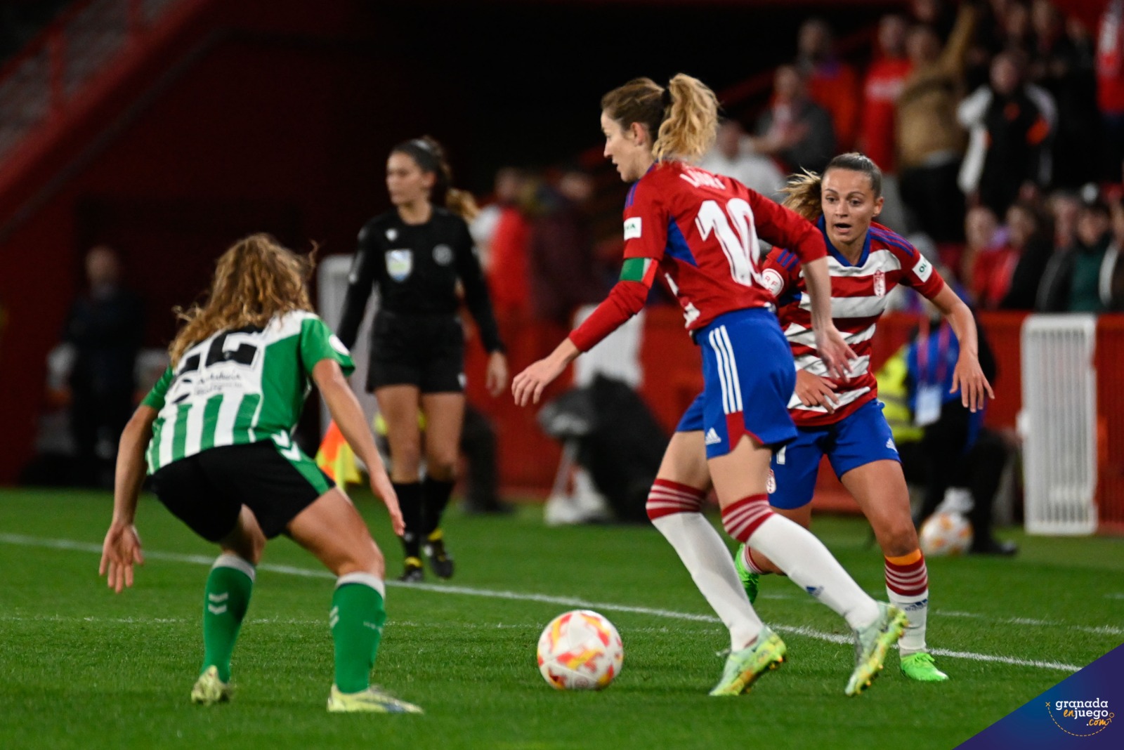 El Granada Femenino volverá a `Los Cármenes` el 10 de enero (JOSÉ M. BALDOMERO)