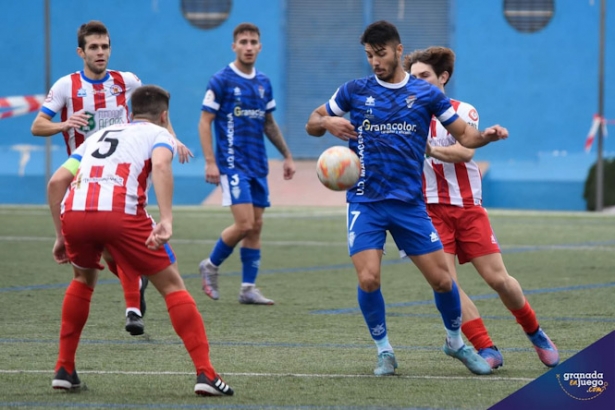 La UD Maracena no tuvo suerte ante el Almería B (JOSÉ M. BALDOMERO / ARCHIVO) La UD Maracena no tuvo suerte ante el Almería B (JOSÉ M. BALDOMERO / ARCHIVO)