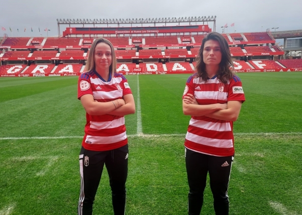 Naima García y Gaste posan para Granada En Juego en el `Nuevo Los Cármenes` (FRAN CALVO) Naima García y Gaste posan para Granada En Juego en el `Nuevo Los Cármenes` (FRAN CALVO)