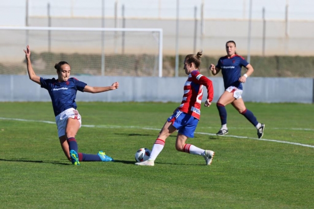Noe, en el momento de recortar y batir la portería del Albacete en la acción del segundo gol (JOSÉ ANDRÉS FERNÁNDEZ)