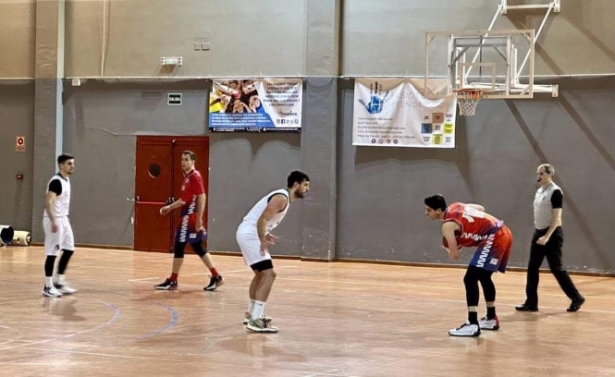 Imagen del partido (CB LA ZUBIA) Imagen del partido (CB LA ZUBIA)