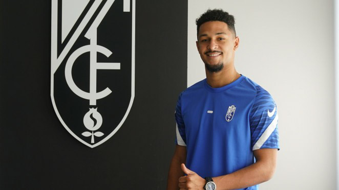 Thérésin ya no pertenece al Granada CF (GRANADA CF)
