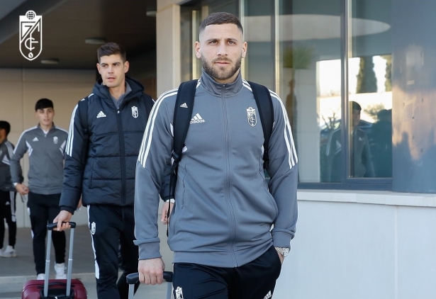 Weissman, a la salida de la Ciudad Deportiva para emprender el viaje hasta Villarreal (PEPE VILLOSLADA / GCF) Weissman, a la salida de la Ciudad Deportiva para emprender el viaje hasta Villarreal (PEPE VILLOSLADA / GCF)