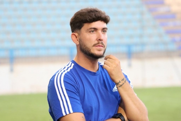Julio Catalá, entrenador del Arenas de Armilla (ARENAS DE ARMILLA) Julio Catalá, entrenador del Arenas de Armilla (ARENAS DE ARMILLA)