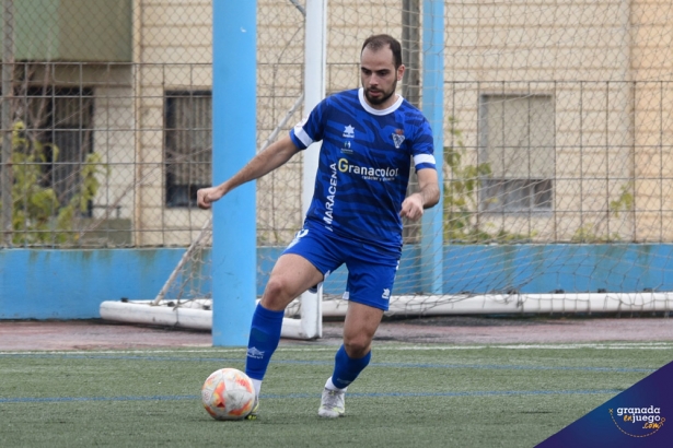 La UD Maracena recibe este domingo al CF Motril en el derbi de la jornada (JOSÉ M. BALDOMERO) La UD Maracena recibe este domingo al CF Motril en el derbi de la jornada (JOSÉ M. BALDOMERO)