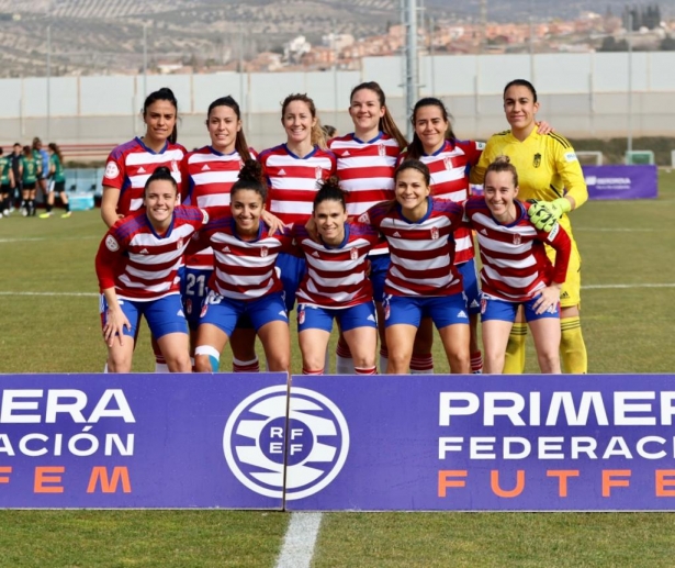 Once titular del Granada frente al Cacereño (JOSÉ ANDRÉS FERNÁNDEZ)