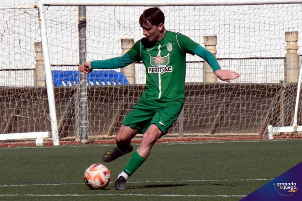El Atarfe Industrial recibe este domingo al Berja CF (JOSÉ M. BALDOMERO) El Atarfe Industrial recibe este domingo al Berja CF (JOSÉ M. BALDOMERO)