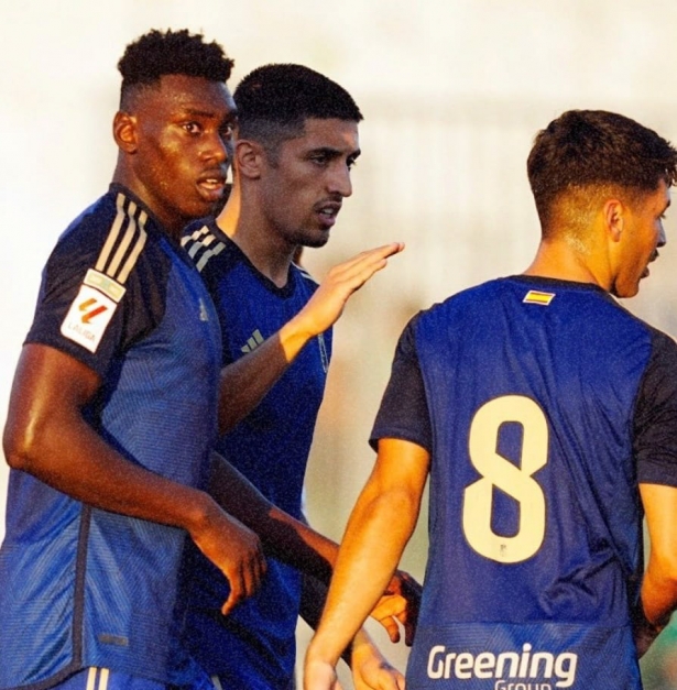 Samu celebra su gol (GRANADA CF) Samu celebra su gol (GRANADA CF)