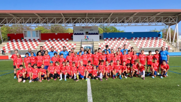 Foto de familia (JOSÉ ANDRÉS FERNÁNDEZ)