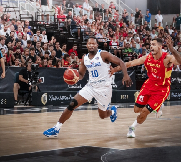 La selección española derrotó a  República Dominicana (DAVID TORRES)