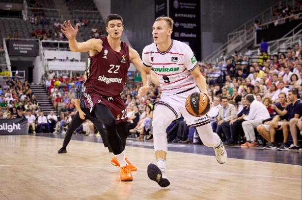 Artur konontsuk juega en ataque (FERMÍN RODRÍGUEZ / FUNDACION-CBG) 