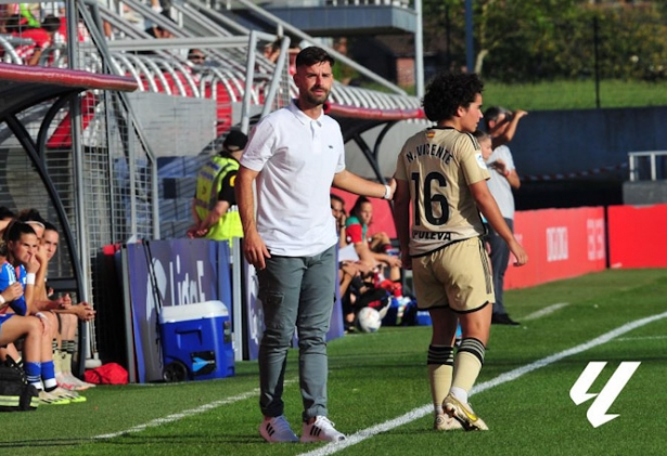 Roger Lamesa durante el partido en Lezama (LALIGA) Roger Lamesa durante el partido en Lezama (LALIGA)