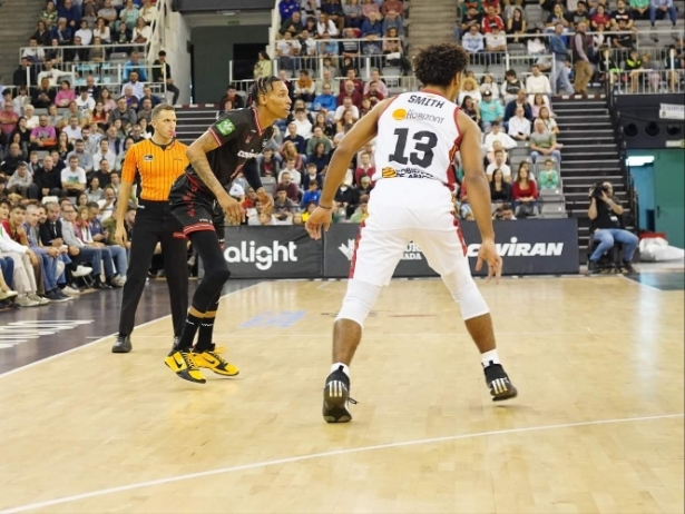 Joe Thomasson se enfrentará a su ex equipo (JOSÉ VELASCO) Joe Thomasson se enfrentará a su ex equipo (JOSÉ VELASCO)