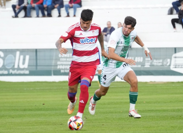 El Recreativo no tuvo opción de victoria en `El Maulí` (GRANADA CF)