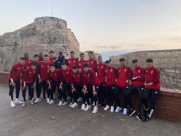 El Recreativo Granada ya está en Ceuta (GRANADA CF) El Recreativo Granada ya está en Ceuta (GRANADA CF)