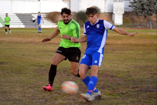 El Maracena B intentará frenar la racha del Base Gabia CF (J. PALMA) El Maracena B intentará frenar la racha del Base Gabia CF (J. PALMA)