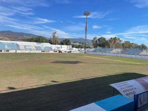 El CF Motril no jugará en el `Escribano Castilla` por la resiembra del césped (CF MOTRIL) El CF Motril no jugará en el `Escribano Castilla` por la resiembra del césped (CF MOTRIL)
