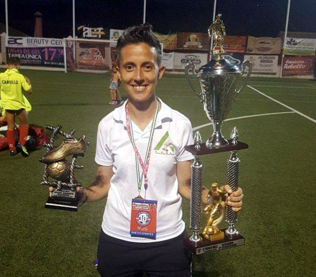 Alejandra Jiménez ha presentado su renuncia como entrenadora del Cúllar Vega (TORNEO DE FÚTBOL BASE ANDALUCÍA)