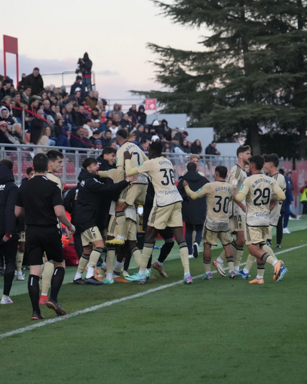 El Recreativo quiere volver a celebrar un triunfo (GRANADA CF) El Recreativo quiere volver a celebrar un triunfo (GRANADA CF)