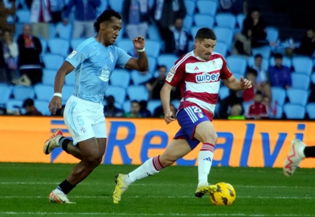 Sergio Ruíz fue el más destacado del Granada CF (LOF) Sergio Ruíz fue el más destacado del Granada CF (LOF)