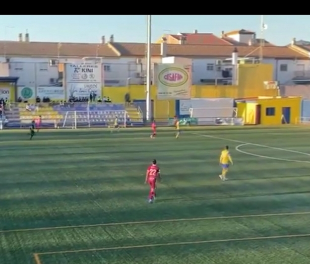 Huétor Tájar y Rincón igualaron en el Moranto (CD RINCÓN) Huétor Tájar y Rincón igualaron en el Moranto (CD RINCÓN)