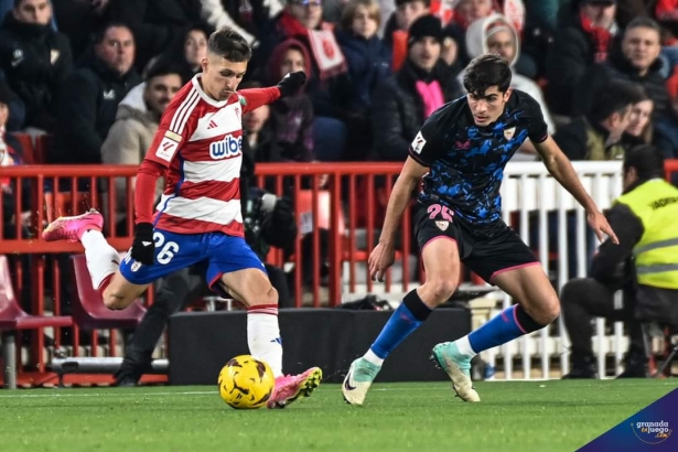 Bryan Zaragoza durante el partido ante el Sevilla (JOSÉ M. BALDOMERO) Bryan Zaragoza durante el partido ante el Sevilla (JOSÉ M. BALDOMERO)