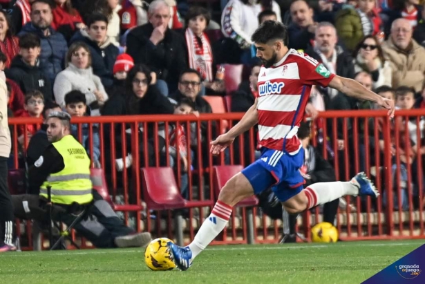 Bruno Méndez debutó en el Granada CF (JOSÉ M. BALDOMERO)